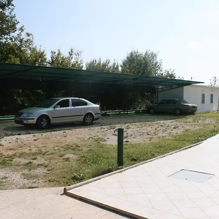 With A Parking Space Stranici, - 7105 * Poreč