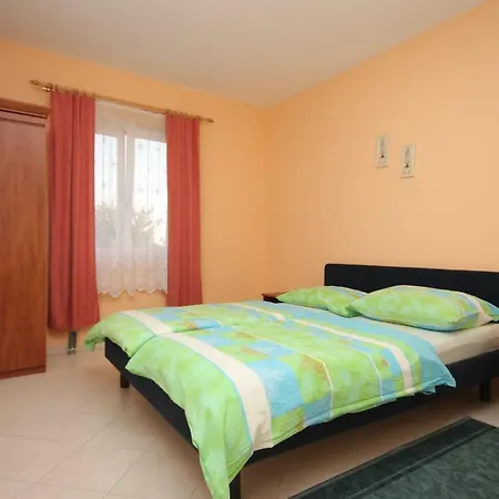 With A Parking Space Stranici, - 7105 Apartment