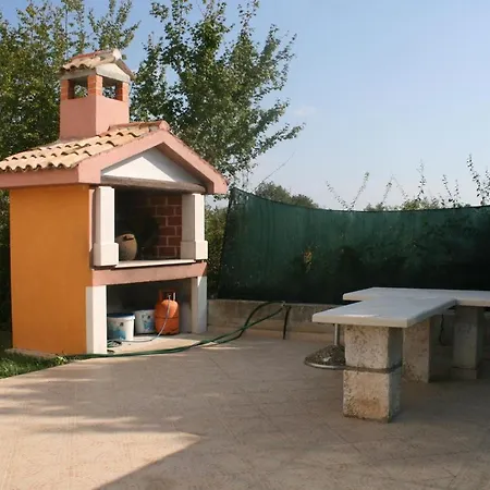 Apartament With A Parking Space Stranici, - 7105 *