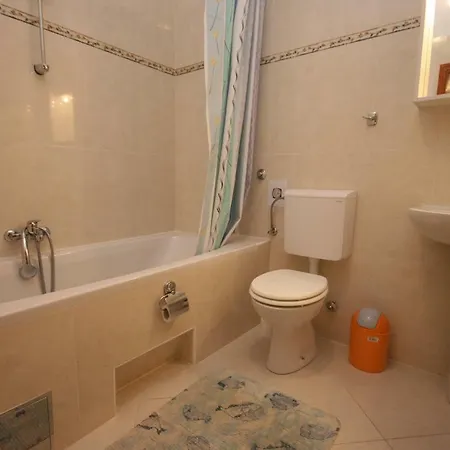 With A Parking Space Stranici, - 7105 Apartament *