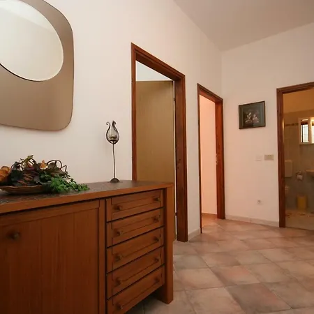 Apartament With A Parking Space Stranici, - 7105 *