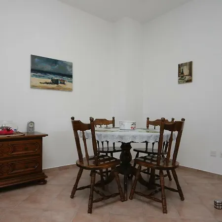 With A Parking Space Stranici, - 7105 Apartament