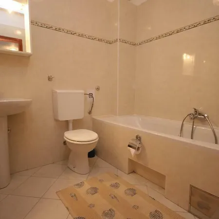 With A Parking Space Stranici, - 7105 Apartament *