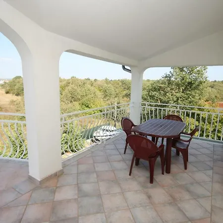 Apartament With A Parking Space Stranici, - 7105